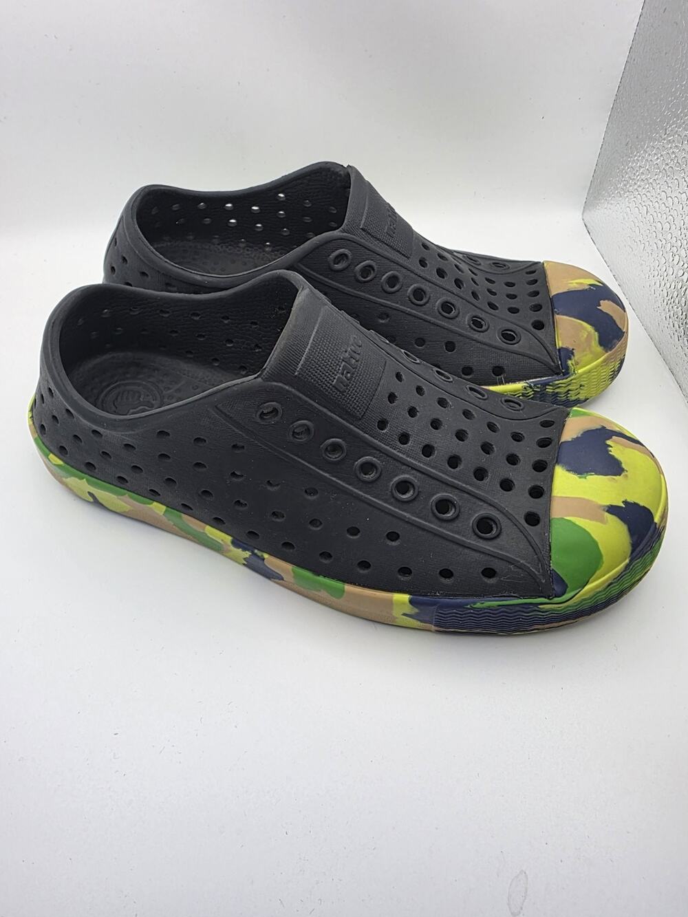 Native Jefferson Slip On Water Shoes Black Camo Green Yellow 12C